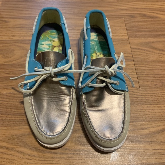 GH Bass & Co women’s loafers size 7 1/2 M - Picture 1 of 8